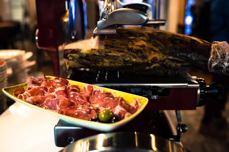 AL FUEGO FOOD ON FIRE 2