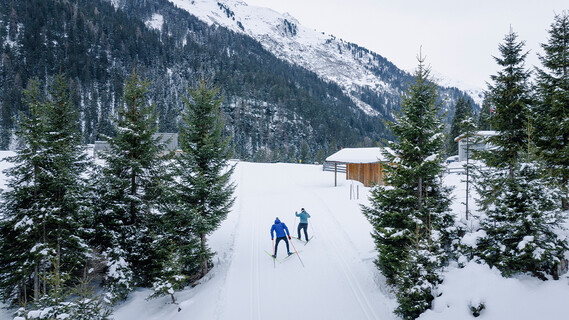 Катание на беговых лыжах в долине Штанцер