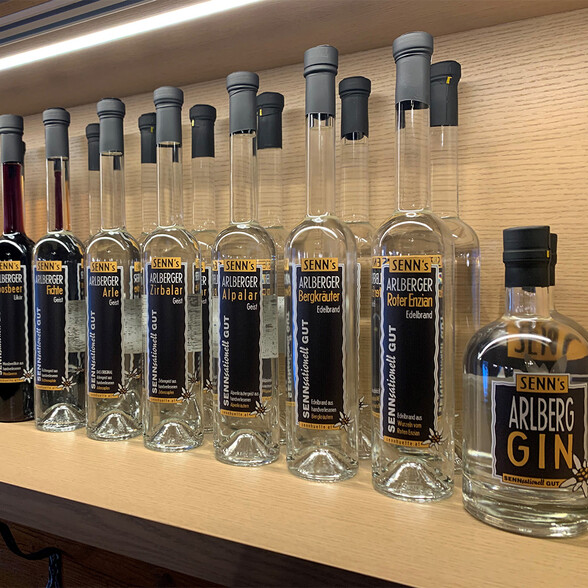 "Schnapps" tasting at the Sennhütte