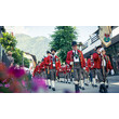Schützenkompanie in roten Uniformen marschiert mit Gewehren beim Umzug / Riflemen company in red uniforms marches with rifles in a parade