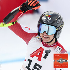 Stephanie Venier freudig im Ziel der Karl-Schranz-Strecke in St. Anton am Arlberg