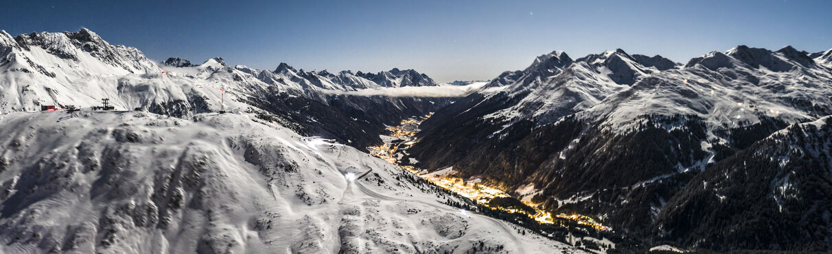 The holiday region St. Anton am Arlberg in winter