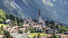 Pettneu am Arlberg in estate
