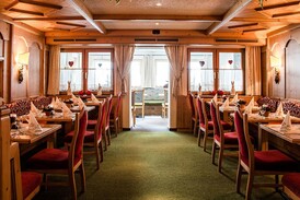 Arlberger Dorfstuben