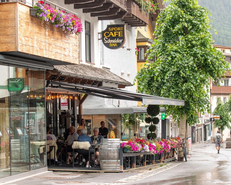 Cafe Hannes Schneider