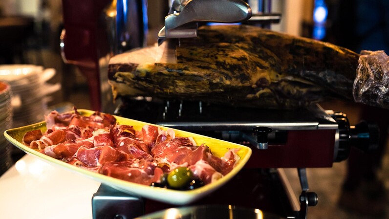 Bodega Vinas Y Tapas