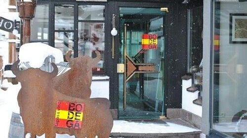 Bodega Vinas Y Tapas1