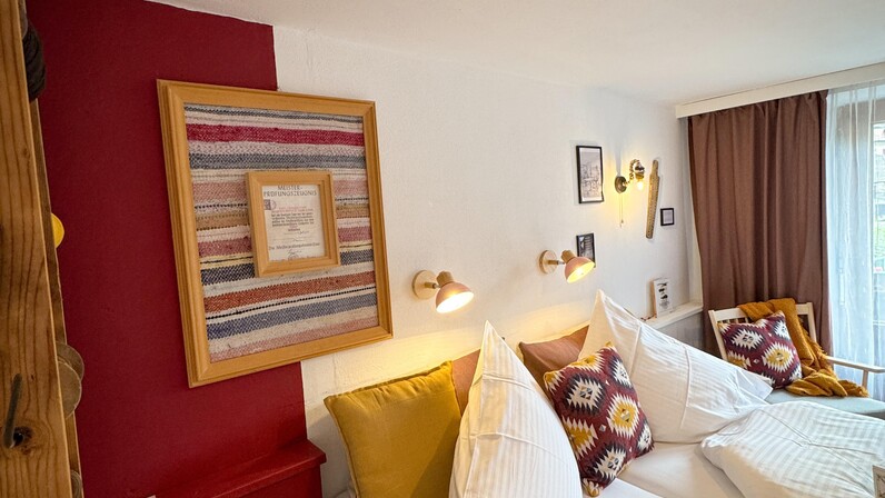 WhatsApp Image 2025-11-17 at 14.53.01 (1)