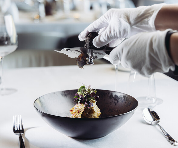 Gala Dinner wird mit Trüffel verfeinert.