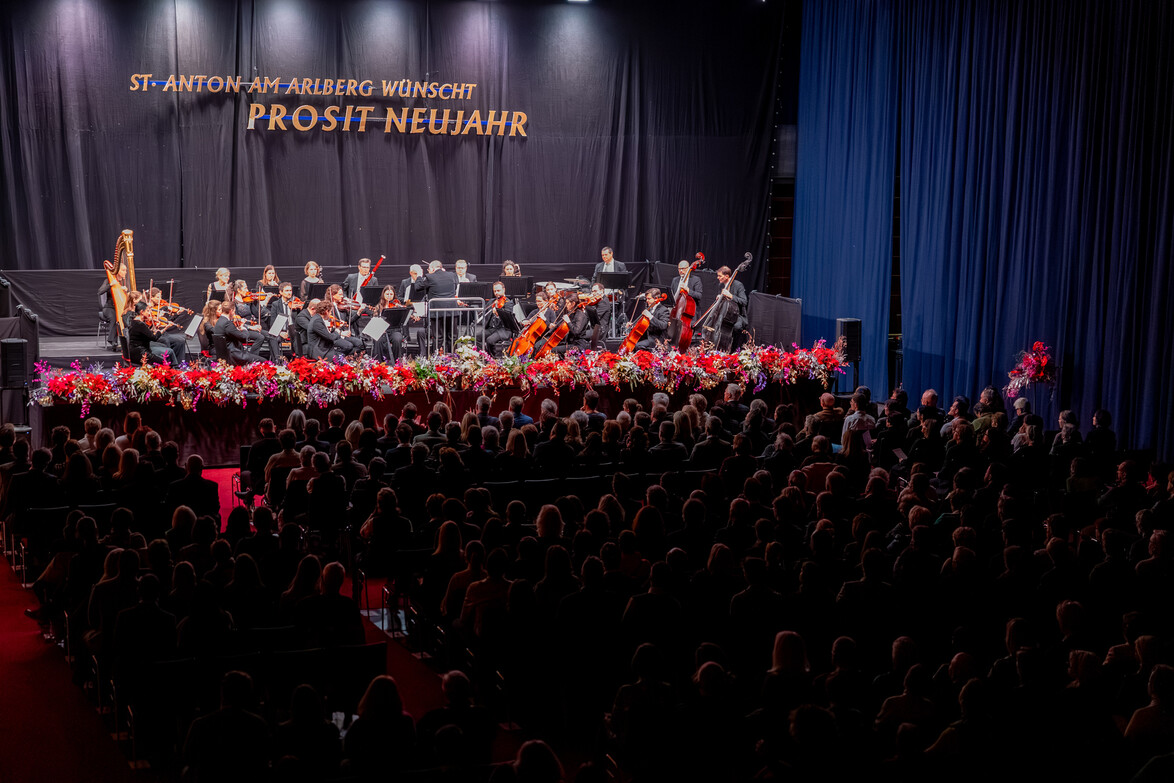 Orchester beim Arlberger Neujahrskonzert / Orchestra at the Arlberg New Year Concert