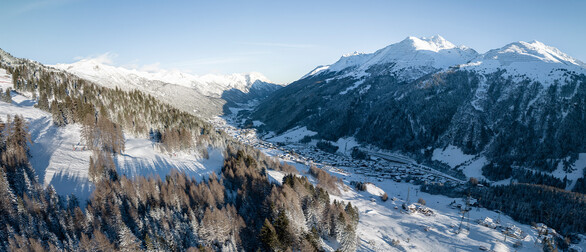 La Localita Foto panoramica della regione di St. Anton am Arlberg in inverno