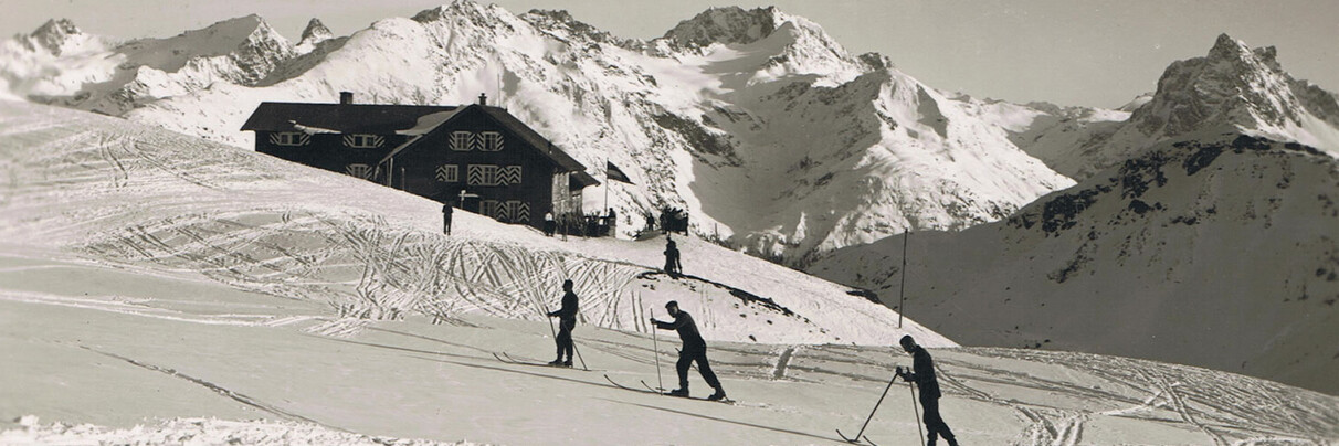Ski pioneers in St. Anton am Arlberg