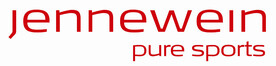 Logo von Jennewein Pure Sports. Der Schriftzug ist komplett in modernem Rot gehalten. „jennewein“ steht in Kleinbuchstaben, darunter „pure sports“. Das Logo signalisiert hochwertige Sportartikel aus St. Anton am Arlberg.