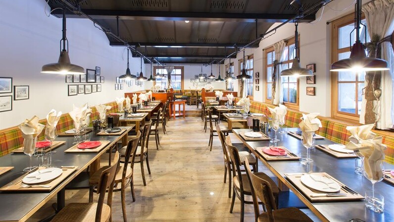 Sticky Fingers im Raffl's Tyrol Hotel