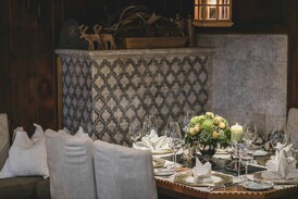 Schwarzer Adler - Alte Stube1